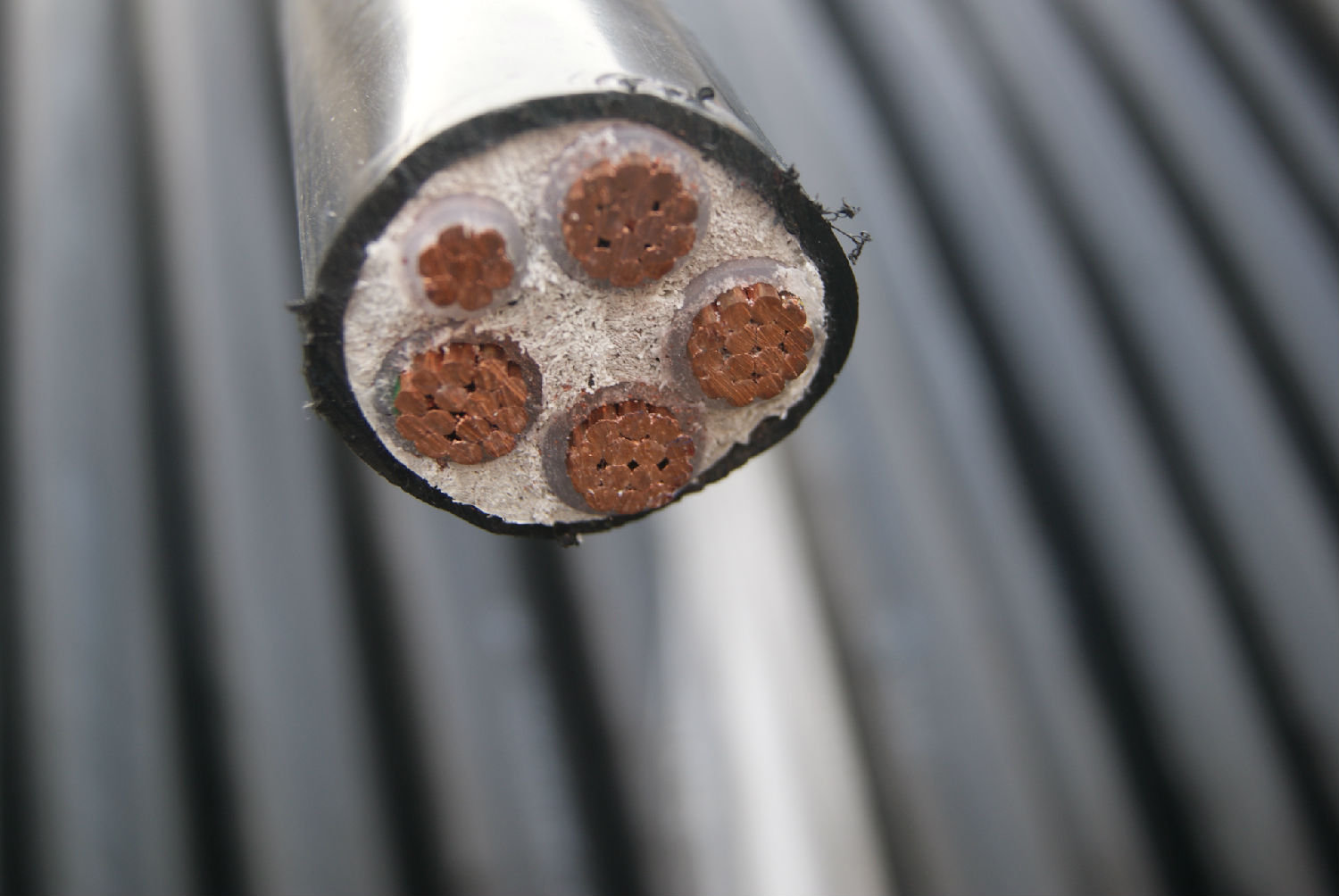 銅芯電纜直銷廠家