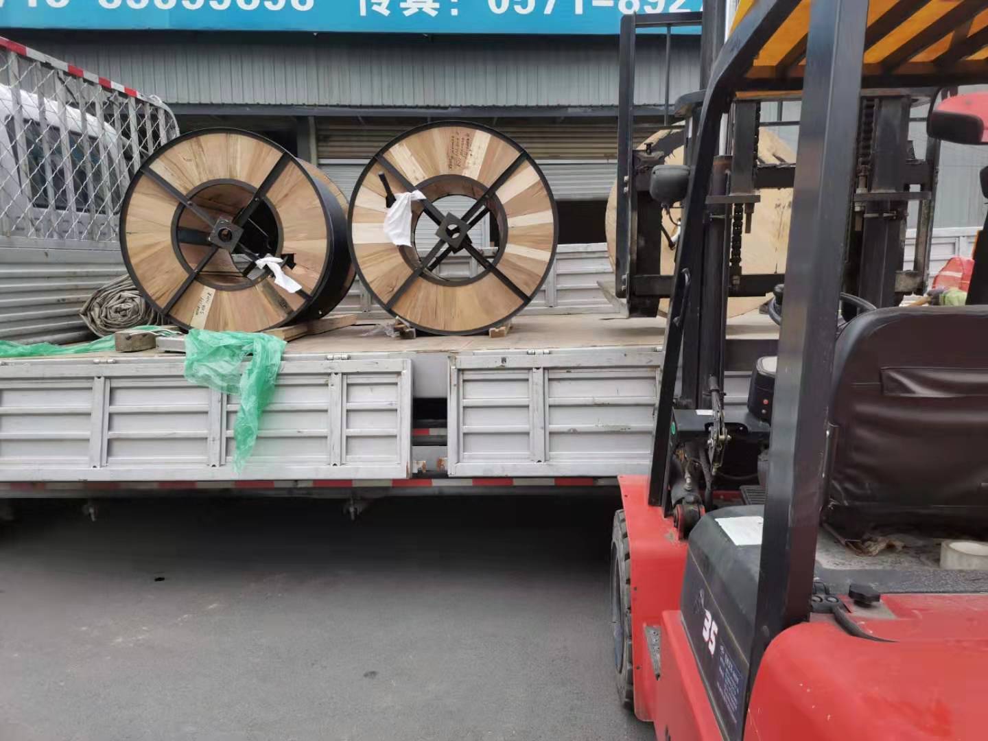 低煙無鹵電纜廠家