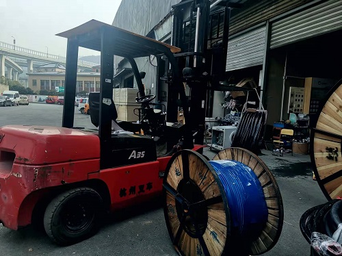BVR電纜裝貨現(xiàn)場(chǎng)