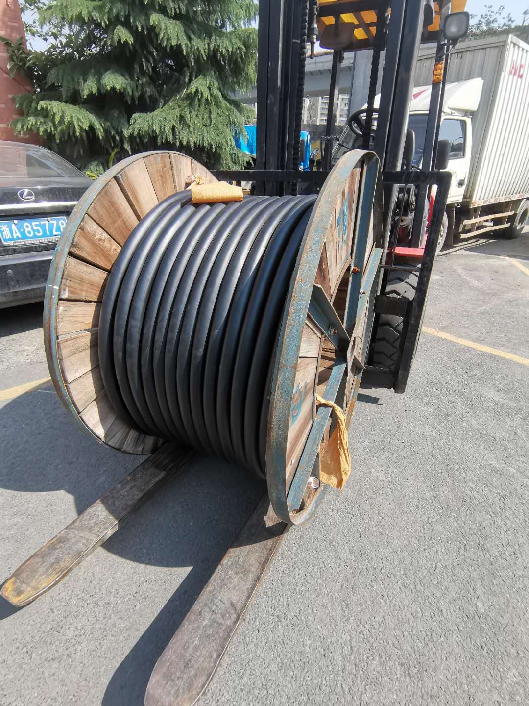 3x70+1x35低煙無鹵電纜多少錢一米？低煙環(huán)保你我他【杭州安信】