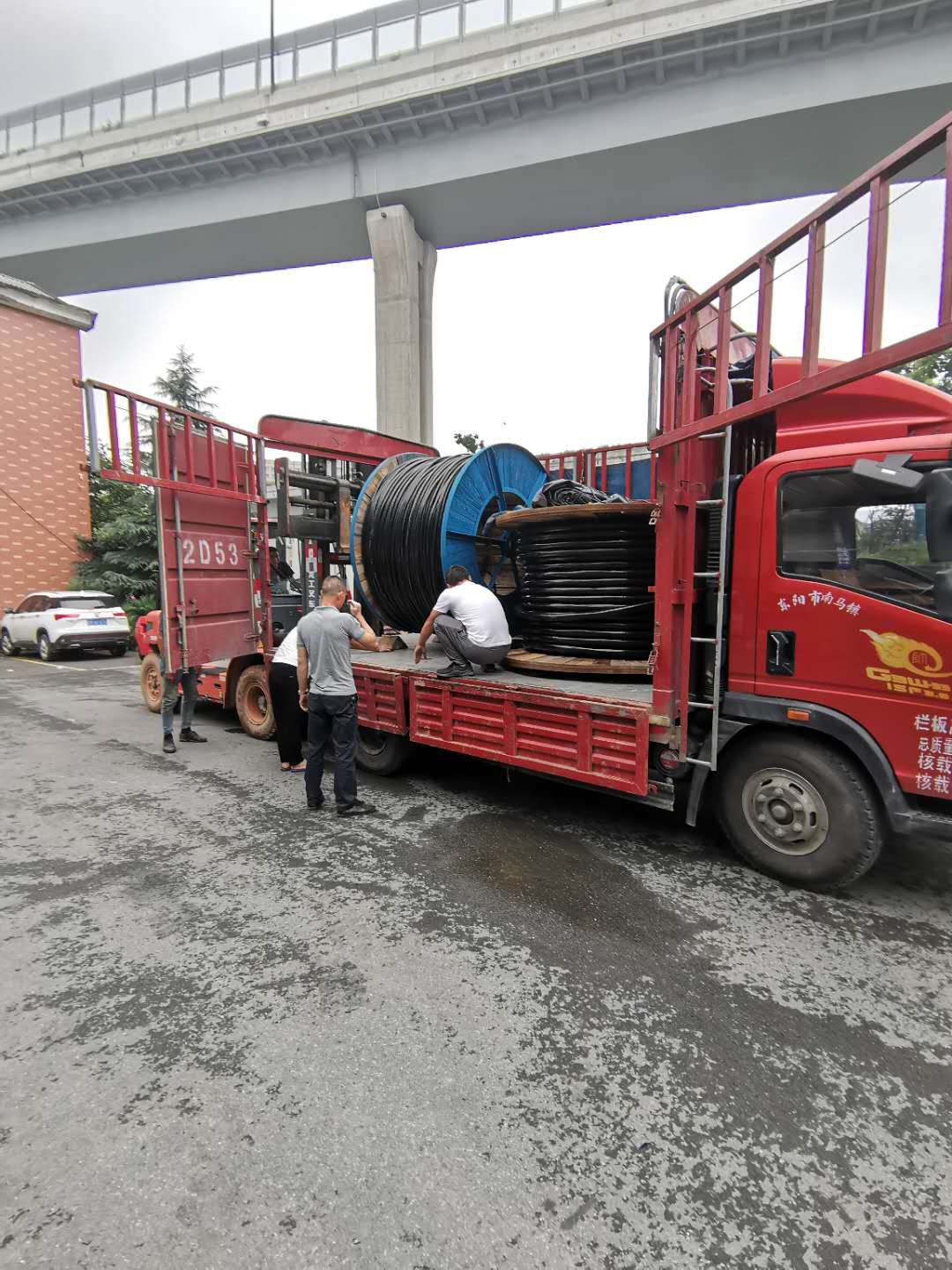 中鐵一局又再一次到杭州安信采購(gòu)yjv電纜，貨已經(jīng)到工地【杭州安信】
